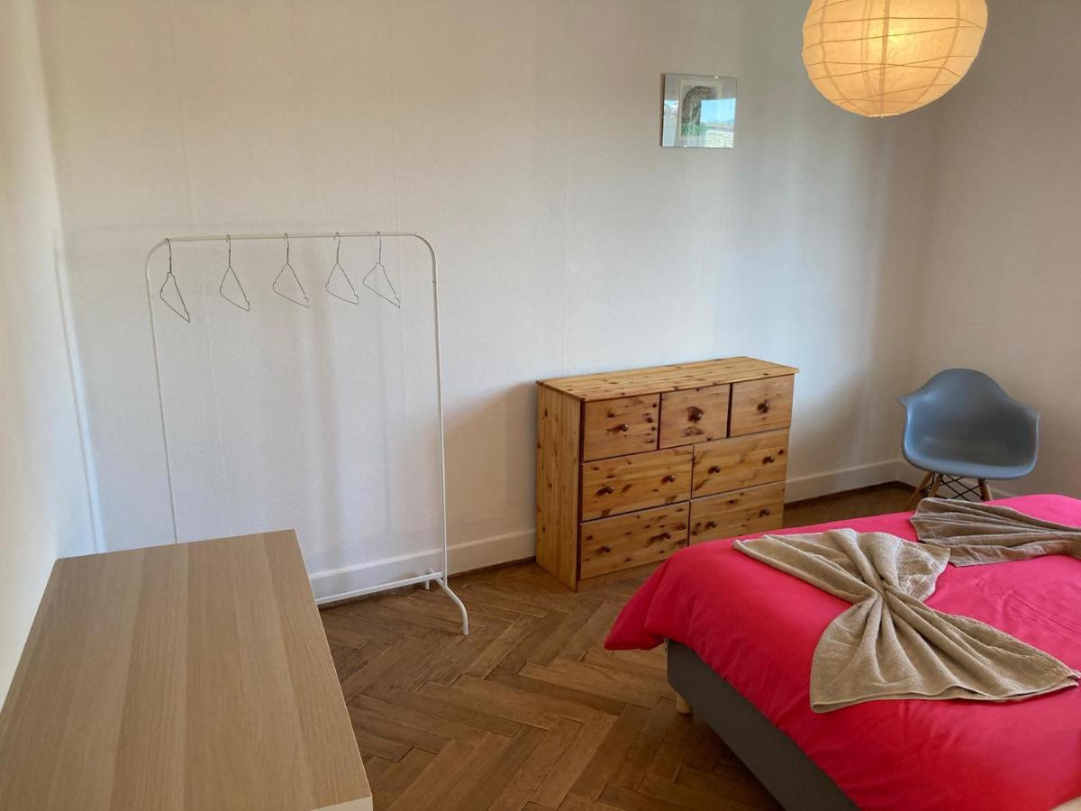 Charmant 2 pièces avec parking privé Lausanne Extérieur photo