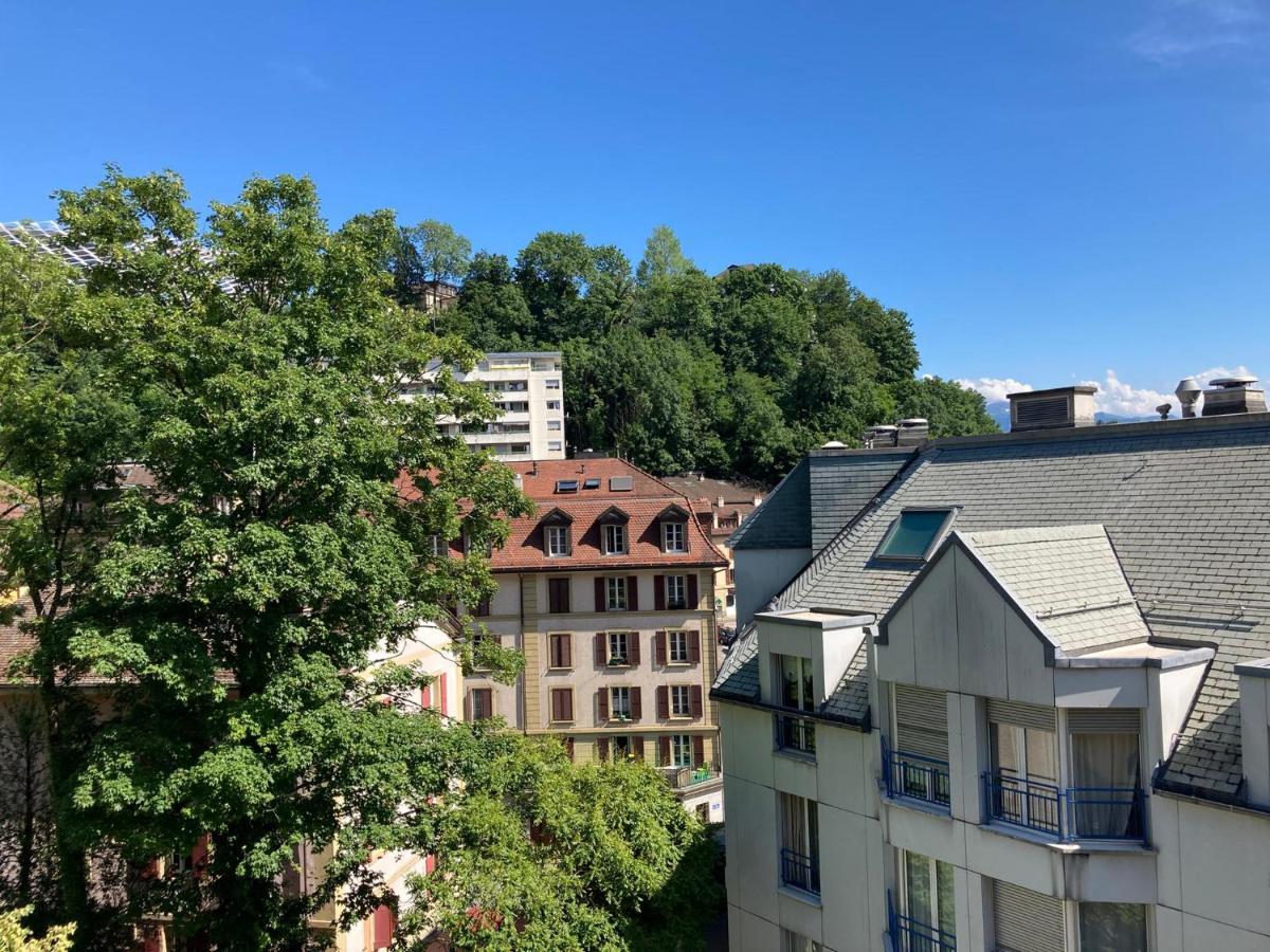 Charmant 2 pièces avec parking privé Lausanne Extérieur photo