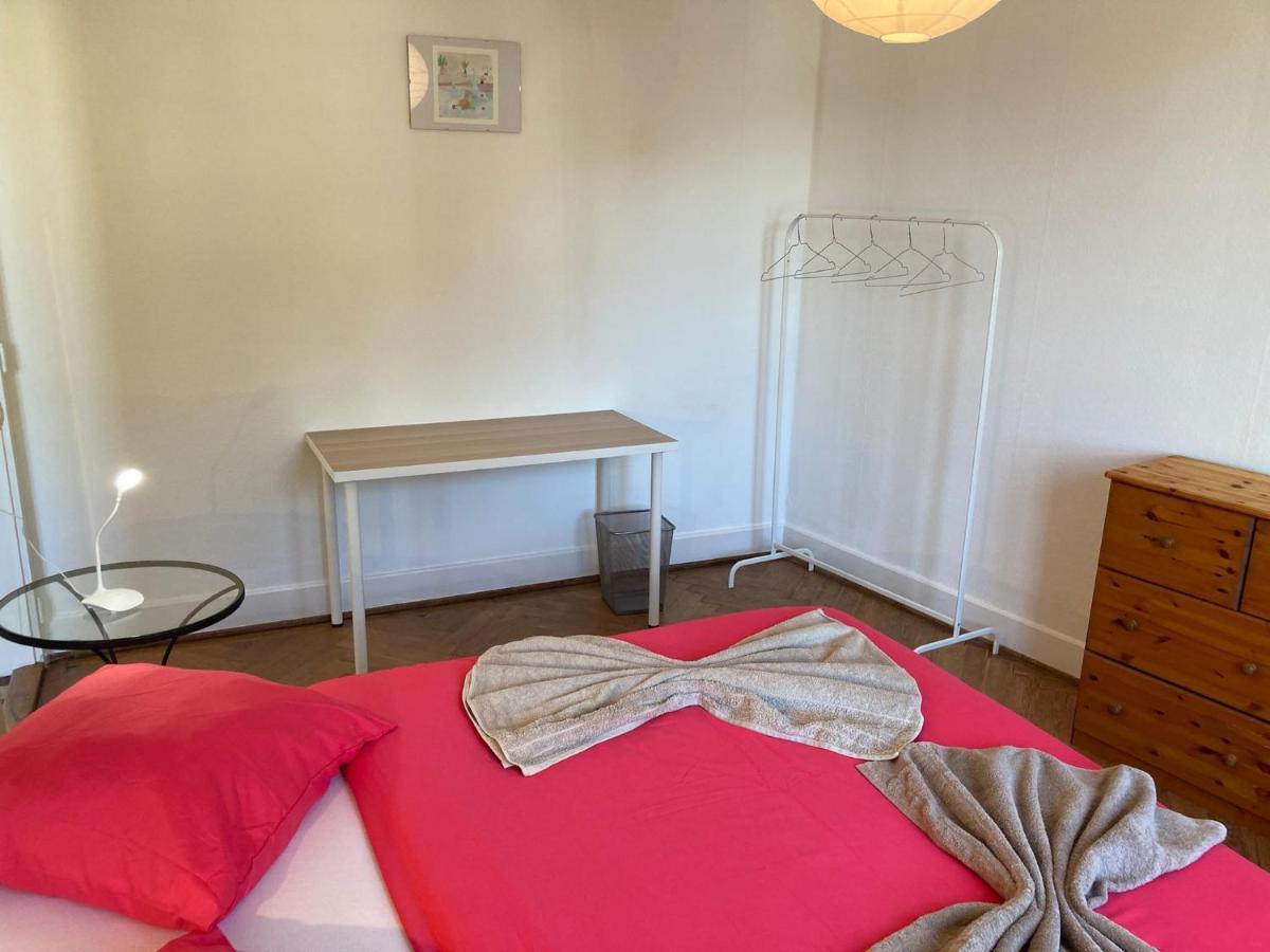 Charmant 2 pièces avec parking privé Lausanne Extérieur photo